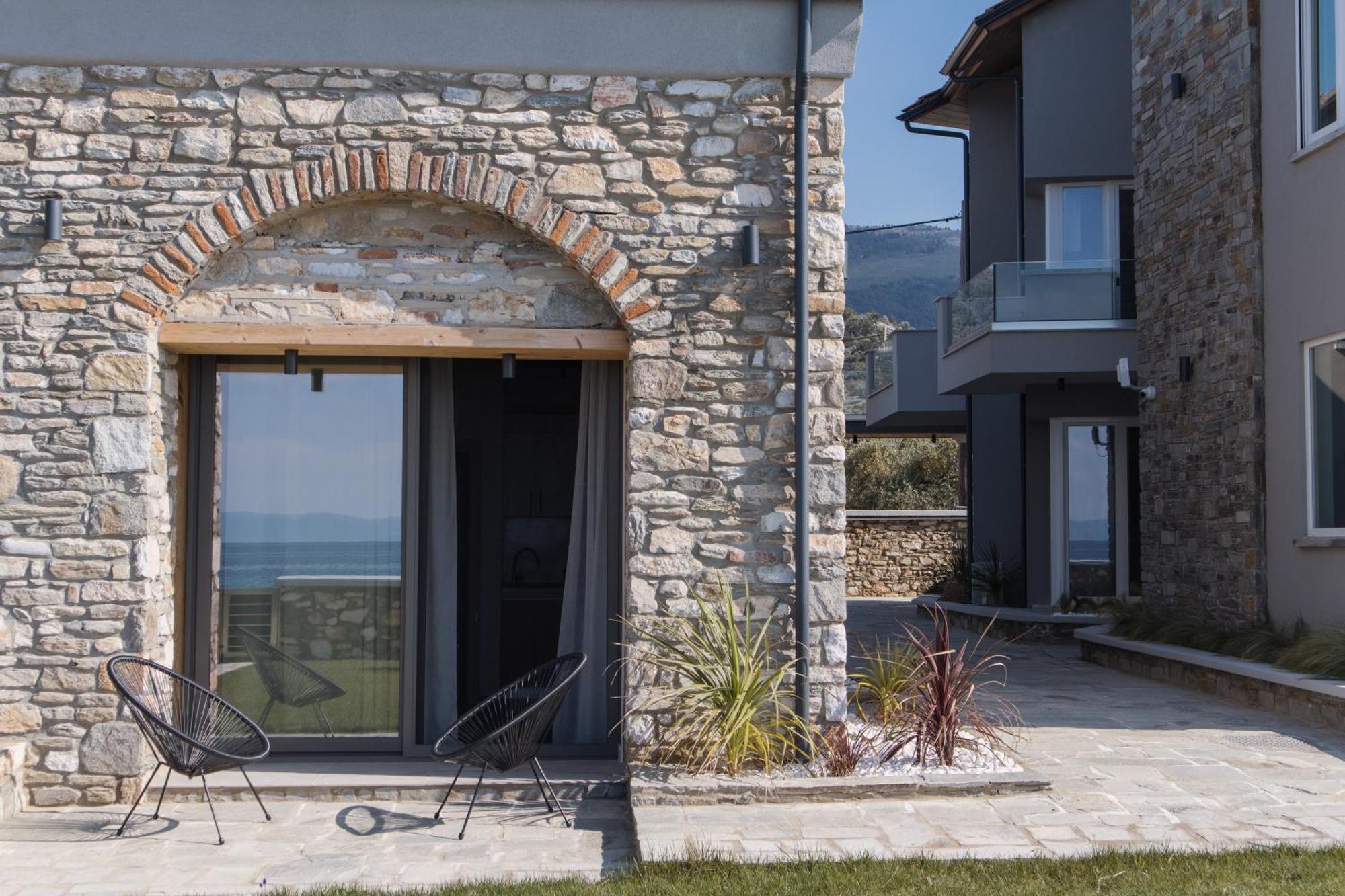 Olive & Sea Luxury Suites Skala Sotiros Bagian luar foto